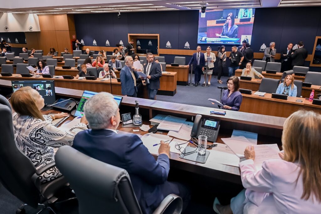 Alerj fará debate sobre legislação para cães de guarda