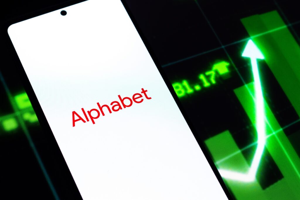 Alphabet alcança os US$ 2 trilhões e ultrapassa Nvidia 