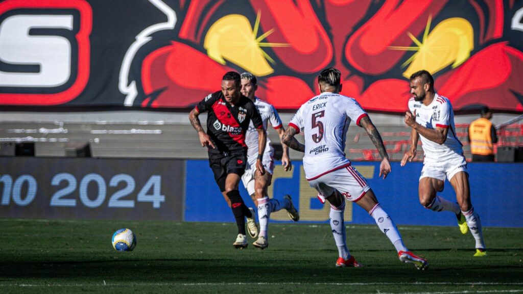 Atlético-GO x Flamengo: Dirigente dispara contra “máfia“ e “árbitro mal