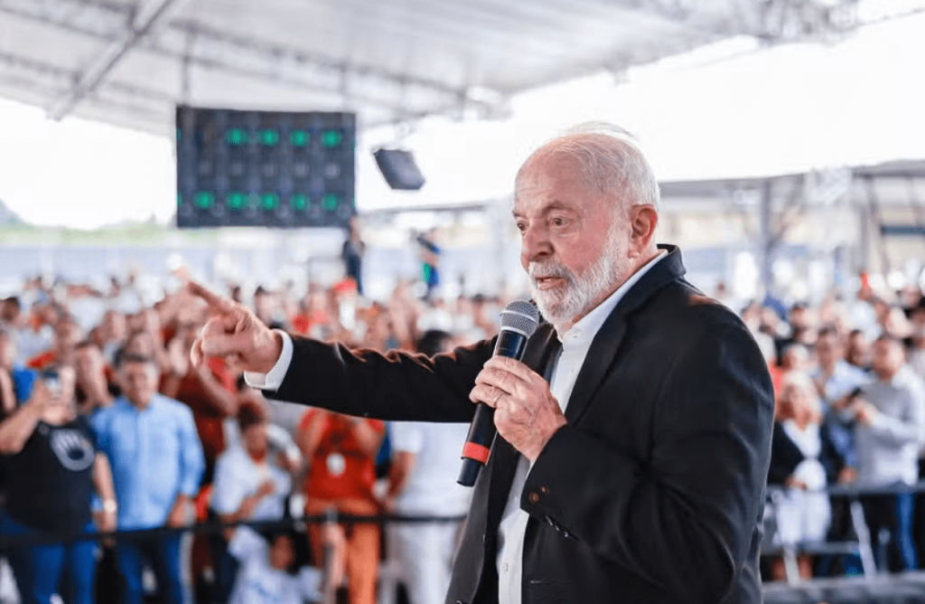 Lula lança programa de reforma agrária ampliando número de terras