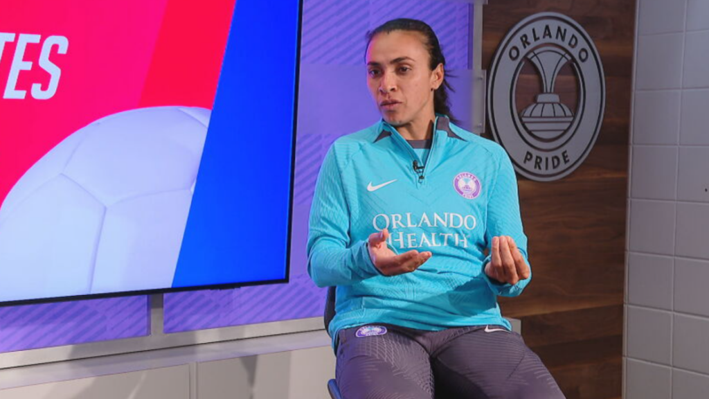 Marta reforça vontade de jogar Olimpíada: “Trabalhando para isso“