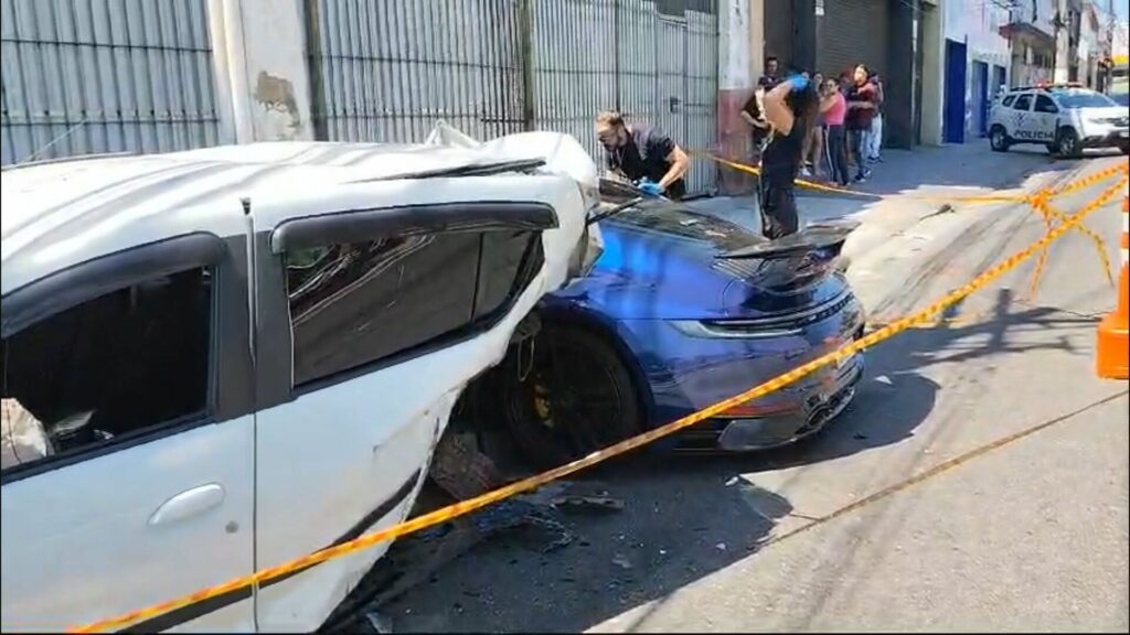 Porsche era conduzido a 156 km/h antes de acidente que