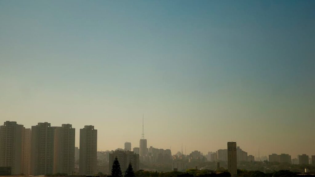 Temperaturas devem passar dos 30ºC nas capitais neste fim de