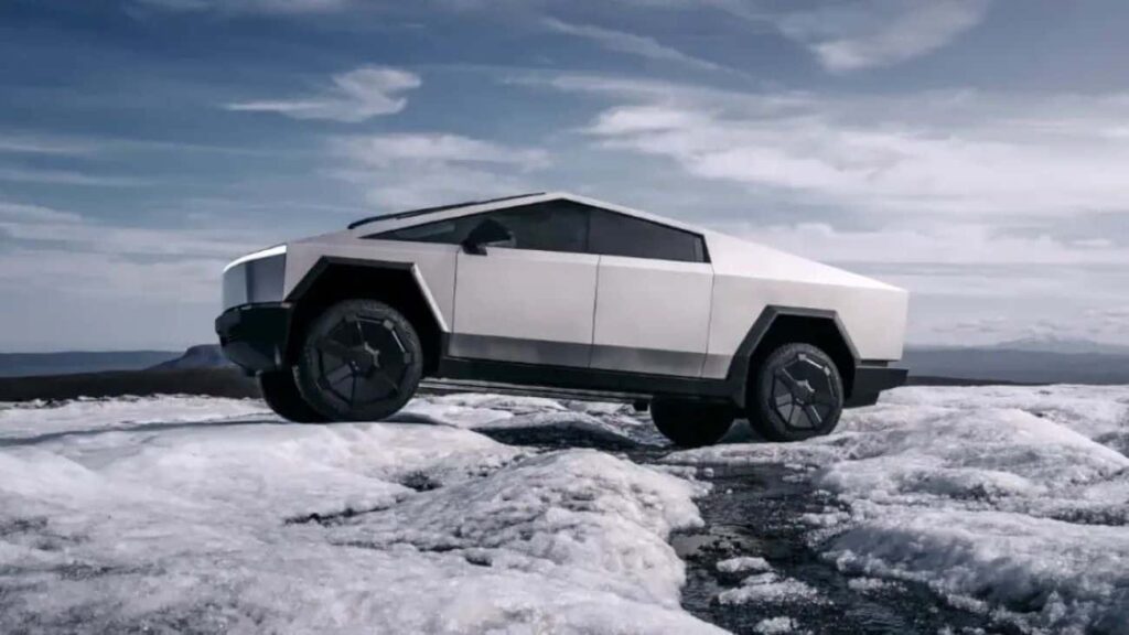 Tesla Cybertruck ganha atualizações para o modo off-road