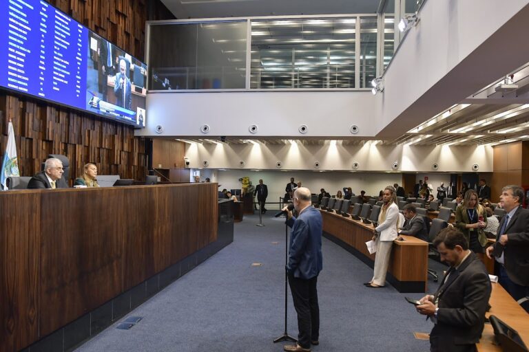 Alerj quer regulamentar as emendas impositivas no orçamento estadual