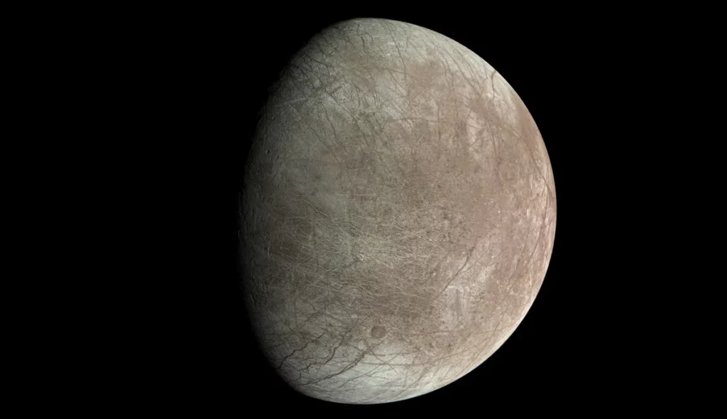 Algo se esconde abaixo do gelo da lua Europa