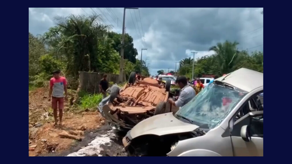 Assaltantes morrem em colisão com veículo durante fuga em Rosário