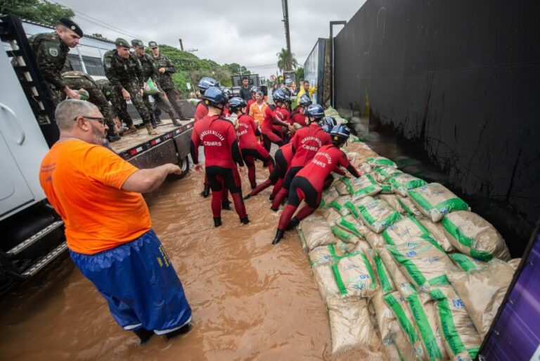 Boletim: RS tem 55 mortes em decorrência das chuvas; outras