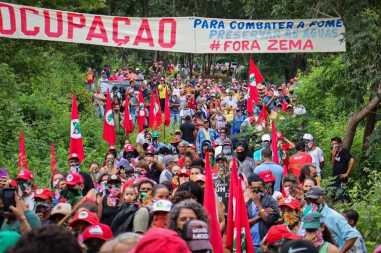 Câmara aprova projeto que impede integrantes de ocupações do MST