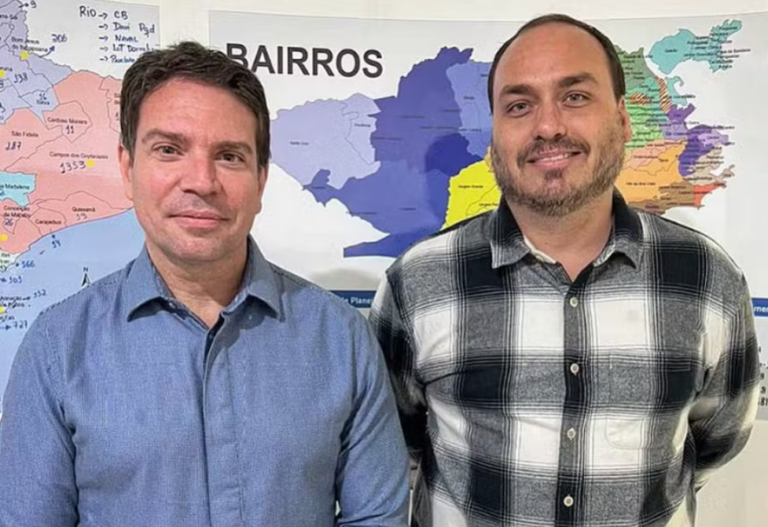 Carlos Bolsonaro tem se afastado da campanha de Ramagem à