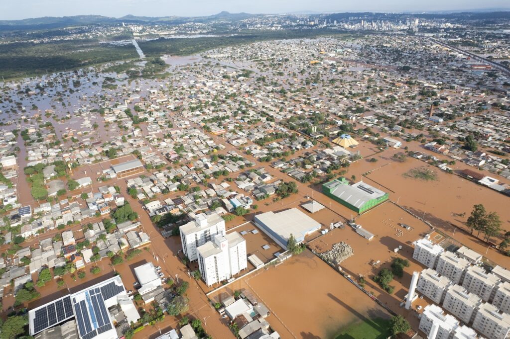 Ciclone e temporal trazem novo alerta ao Rio Grande do