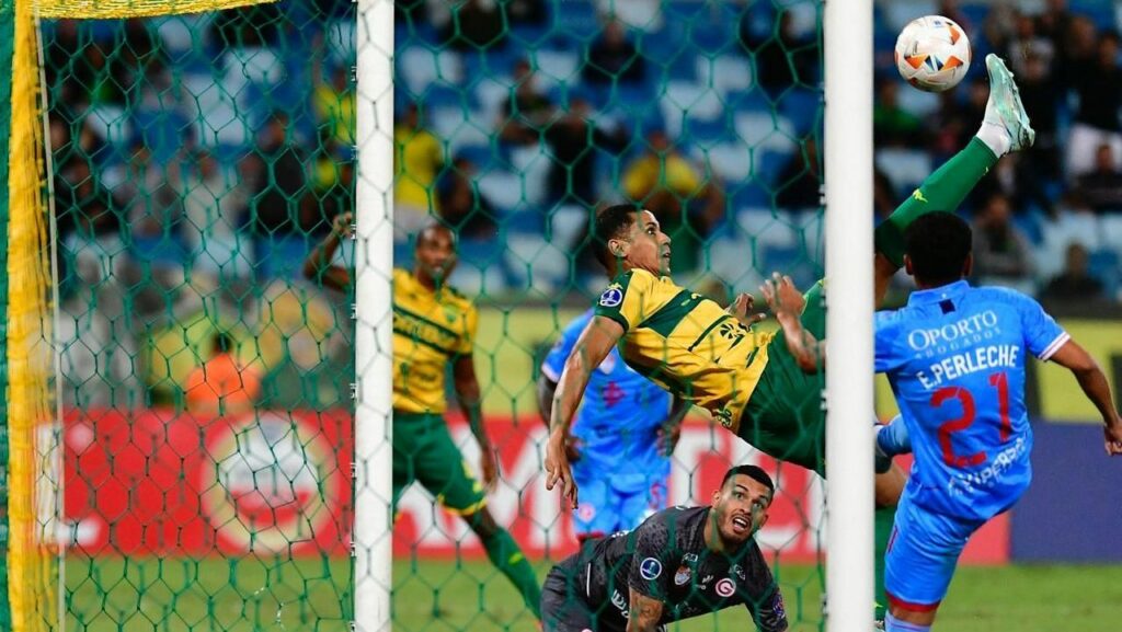 Cuiabá tropeça contra o Deportivo Garcilaso na Sul-Americana