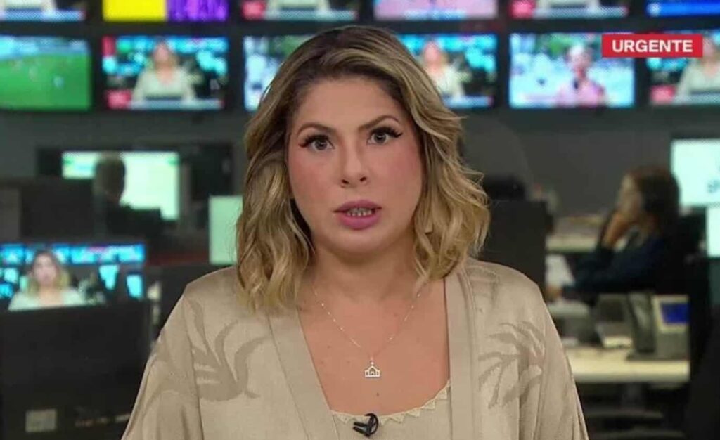 Daniela Lima usa quase 5 minutos da GloboNews para revelar