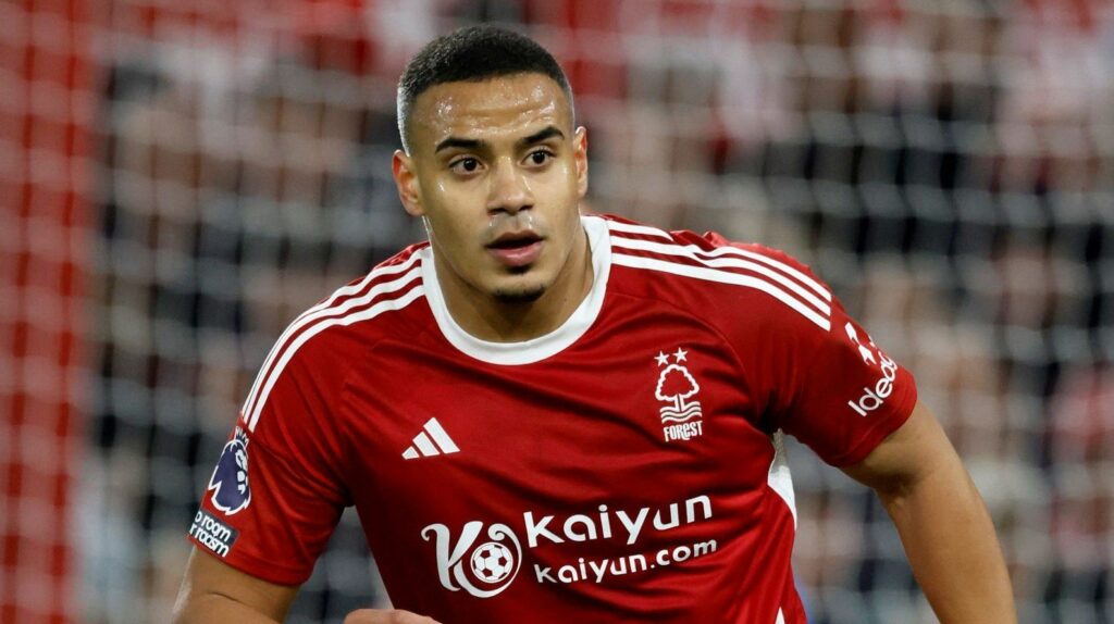 Eleito jogador da temporada no Nottingham Forest, Murillo é alvo