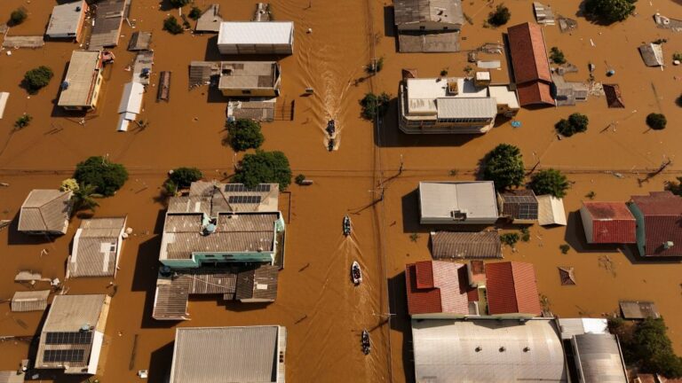 Enchentes no RS: voluntários criam site que reúne informações sobre