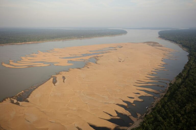 Estiagem no Amazonas: governo convoca reunião para preparar ações emergenciais