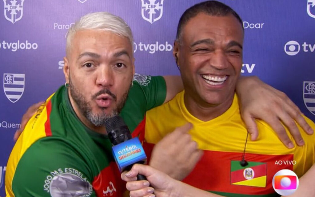 Fim da guerra! Belo e Denilson aparecem juntos em evento