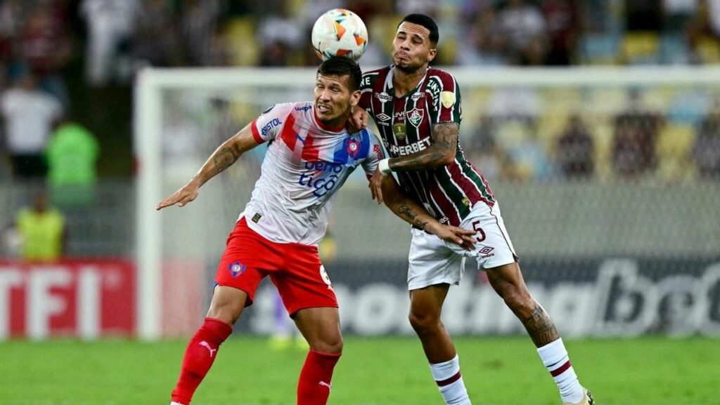 Fluminense ganha do Cerro Porteño e garante classificação na Libertadores