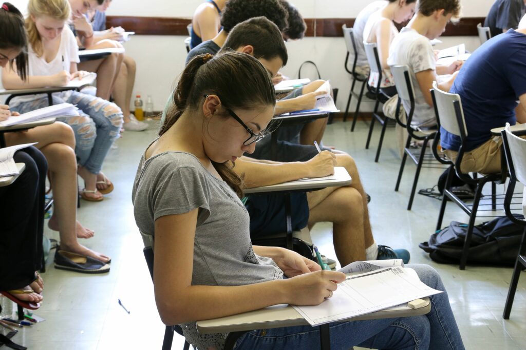 Fuvest recebe pedidos de isenção e redução de taxa de