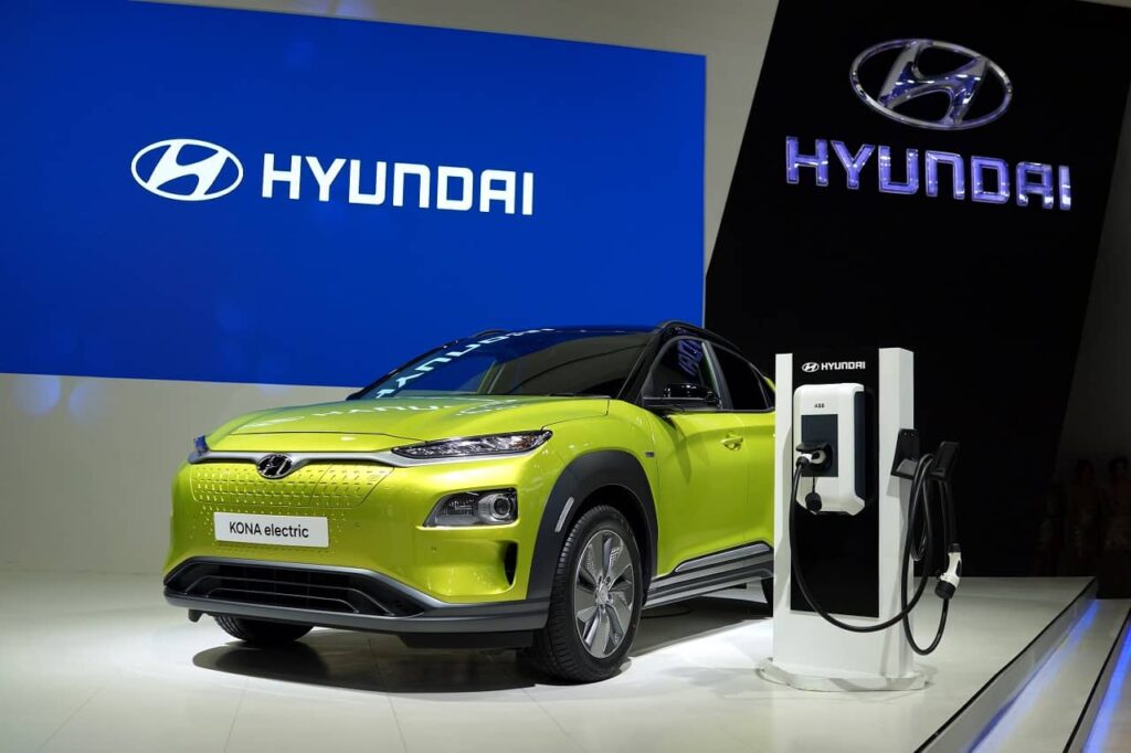 Hyundai desafia desaceleração de EVs e diz que irá ‘dobrar’ produção 