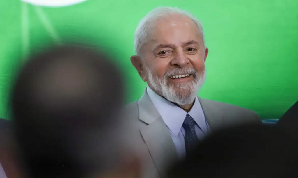 Lula avalia vetar taxação federal nas compras internacionais de até