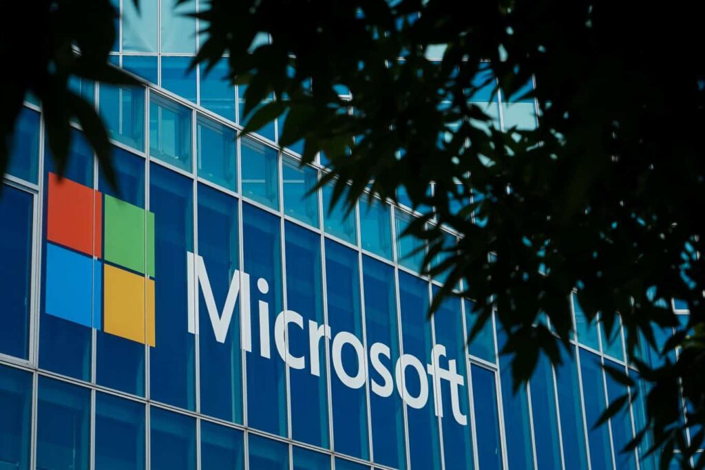 Microsoft faz maior acordo de energia renovável da história; saiba