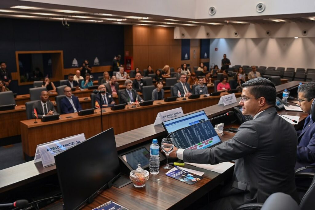 Núcleo de relações internacionais da Alerj estará presente na Cúpula