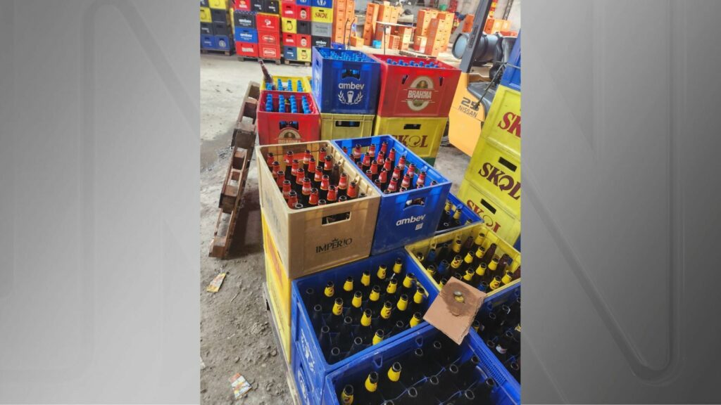 Polícia fecha fábrica de cerveja falsificada em São Paulo