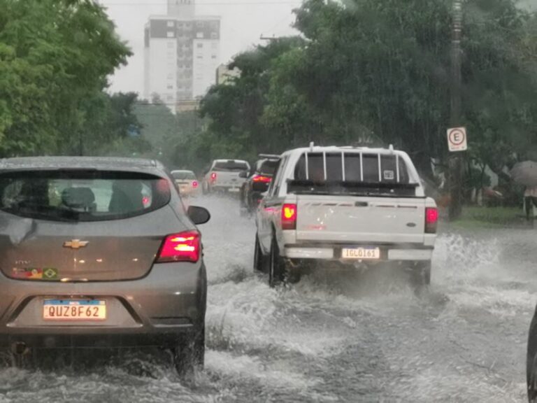 Porto Alegre registra o mês mais chuvoso da história