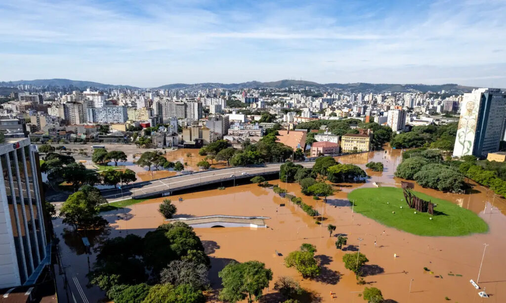 Reconstruir infraestrutura atingida por chuvas no RS custará R$ 19