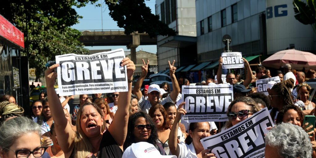 Servidores de hospitais federais no Rio fazem ato por reajuste