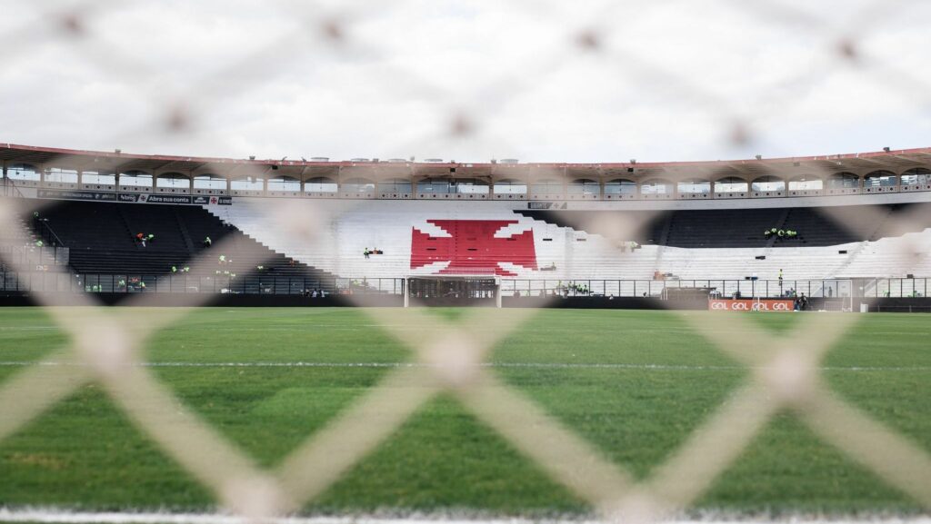 Torcedores apontam Vasco e Corinthians como favoritos ao rebaixamento