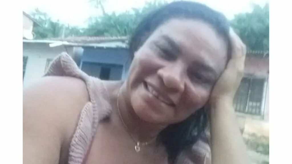 ÁUDIO: Mãe morre ao tentar defender filho de ataque a