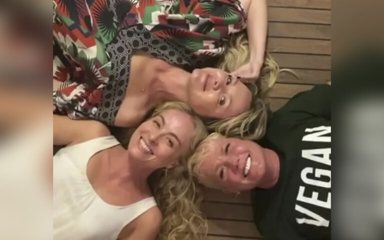 Angélica se diverte ao revelar segredo do grupo com Xuxa