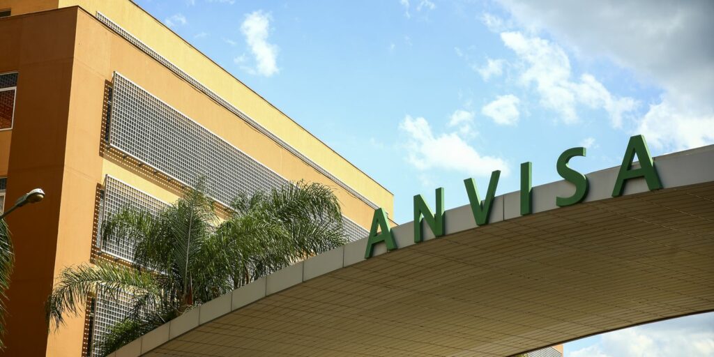 Anvisa proíbe produtos com fenol em procedimento de saúde ou