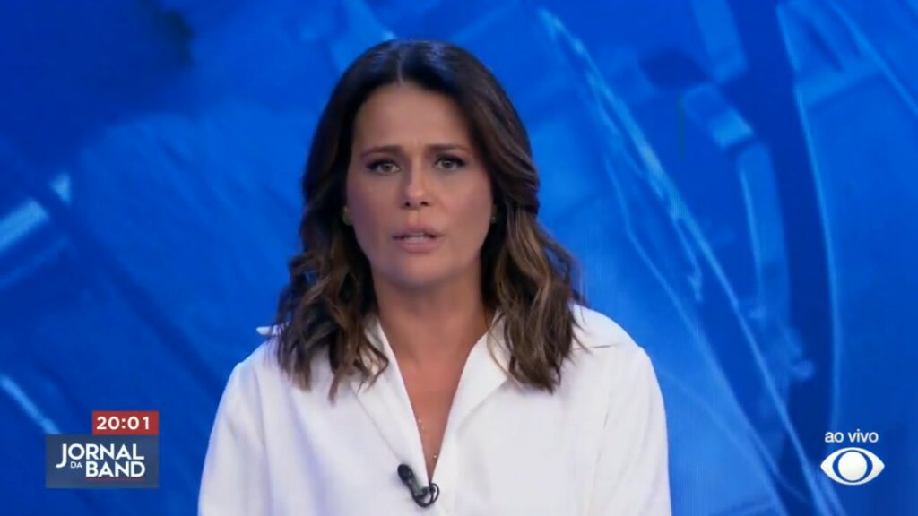 Ao vivo na Band, Adriana Araújo dá opinião sincera sobre