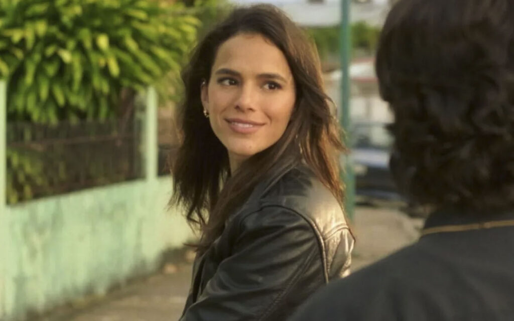 Bruna Marquezine garante novo trabalho em Hollywood e ator deixa