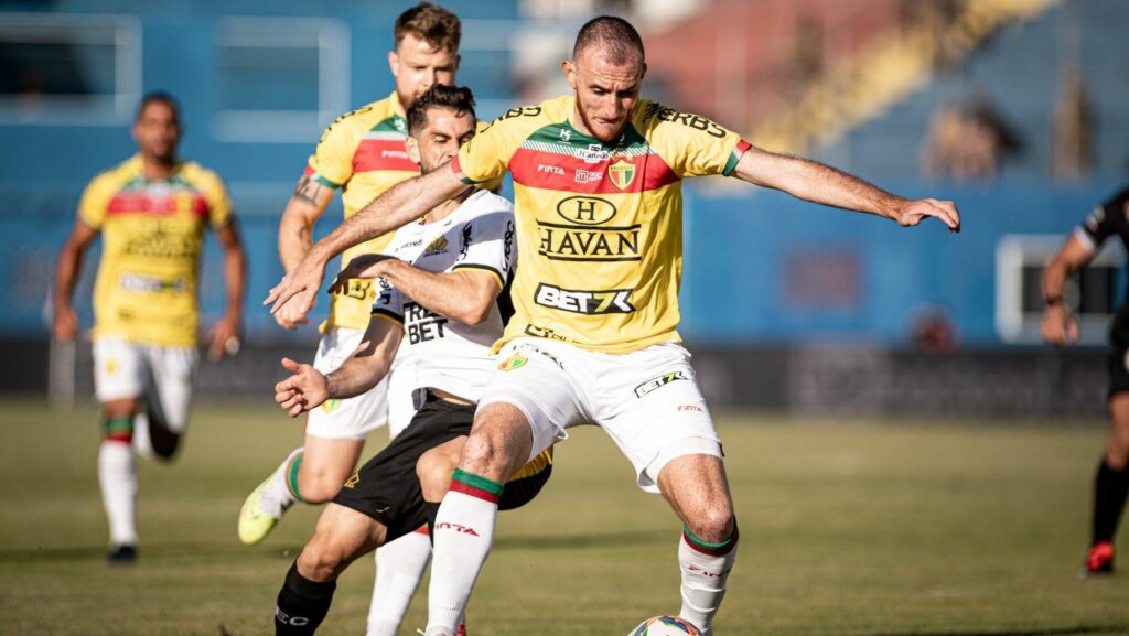 Brusque x Ceará: horário e onde assistir ao jogo da