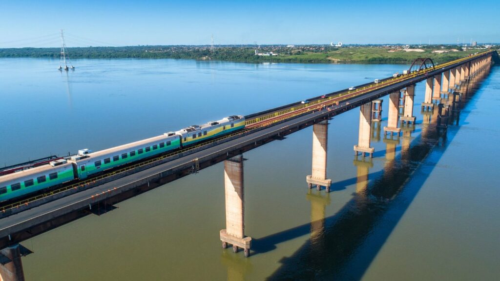 Comunidades vizinhas à ferrovia Carajás são orientadas sobre segurança no