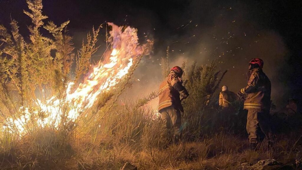 Incêndio no Parque Nacional do Itatiaia no RJ já dura