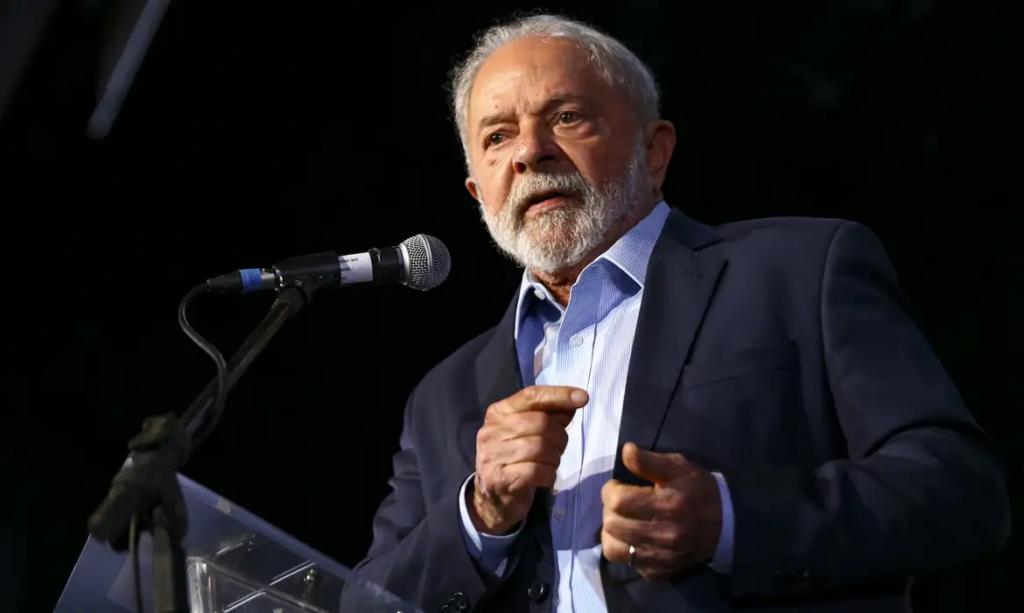 Lula diz que quem apostar em alta de dólar terá