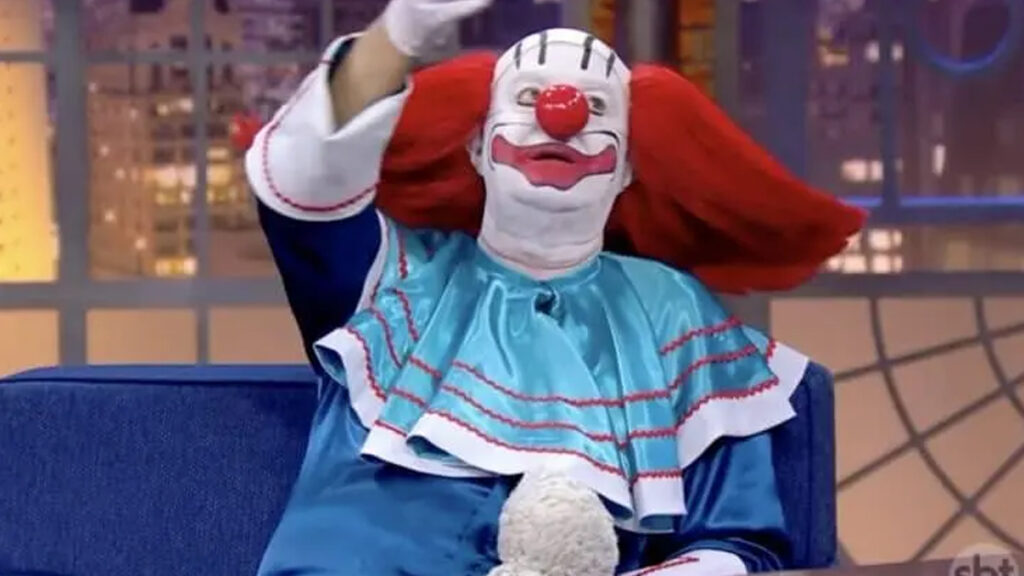 Morre o primeiro Bozo da TV brasileira, aos 73 anos