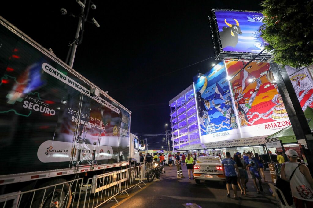 Polícia reforça segurança para festival de Parintins; homem é preso