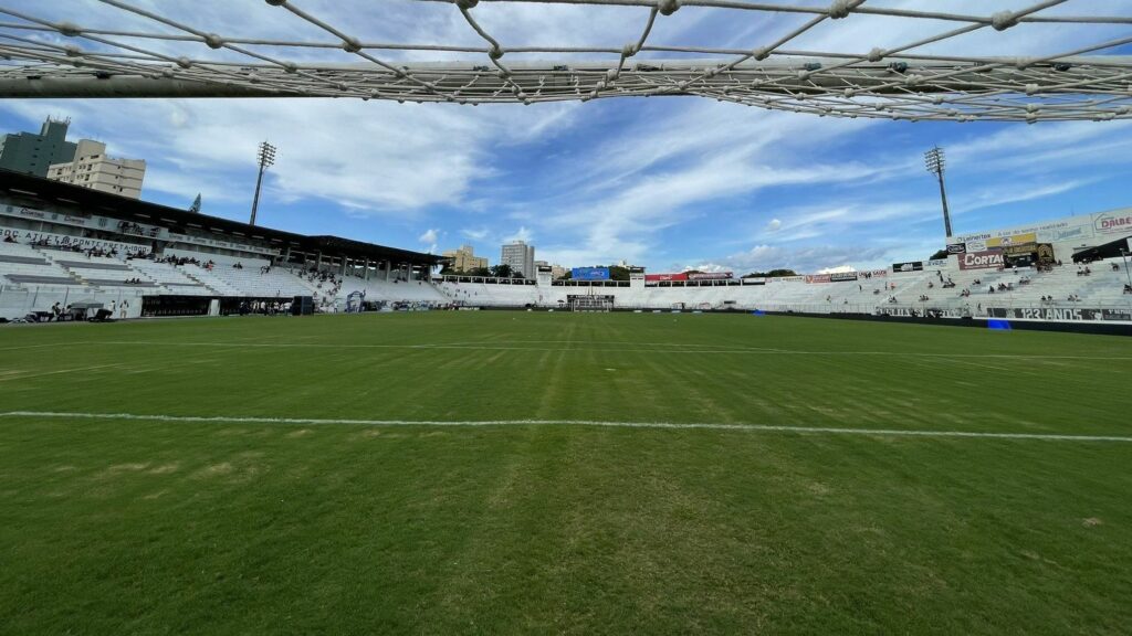 Ponte Preta x Ceará: horário e onde assistir ao jogo