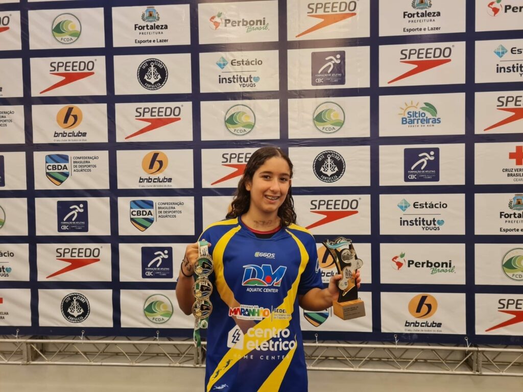 Sofia Duailibe conquista três ouros e um bronze na Copa