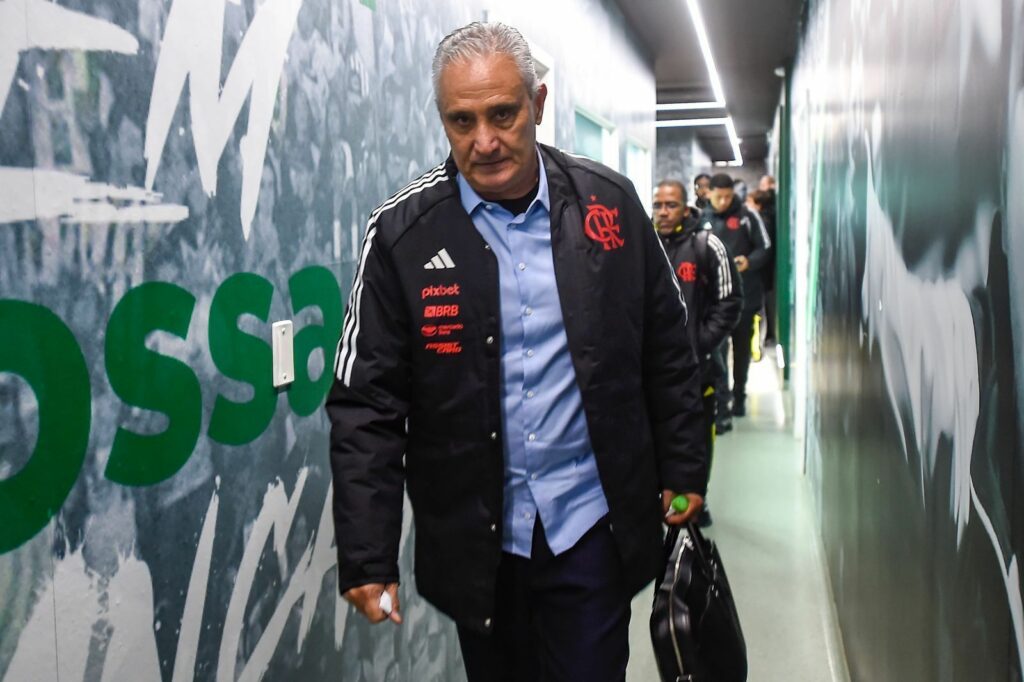 Tite explica Gabigol como reserva mesmo com Flamengo desfalcado