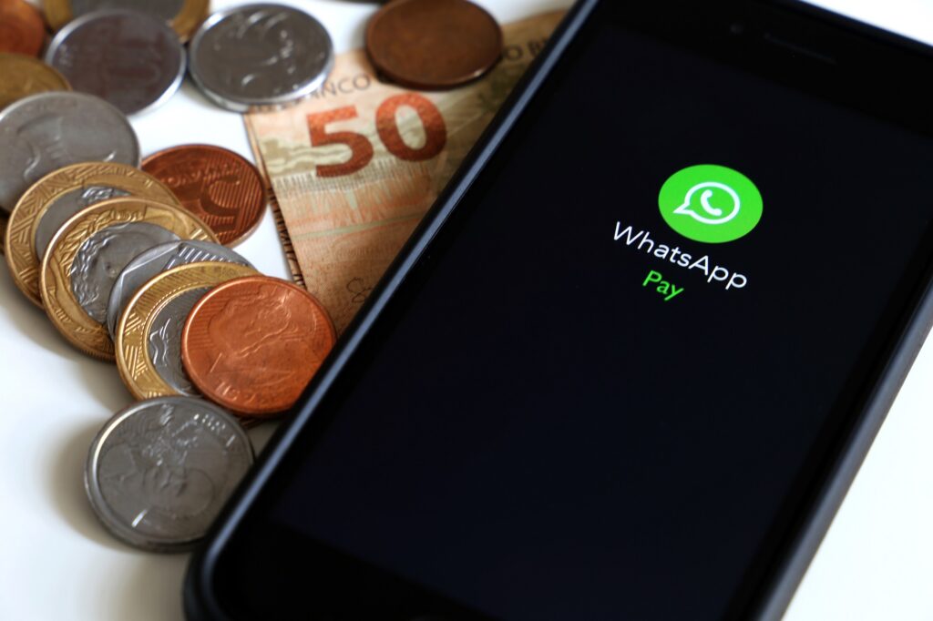 WhatsApp ganha opção de Pix e novas ferramentas de IA