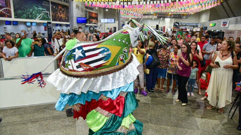 mais de 150 mil passageiros devem passar pelos aeroportos do