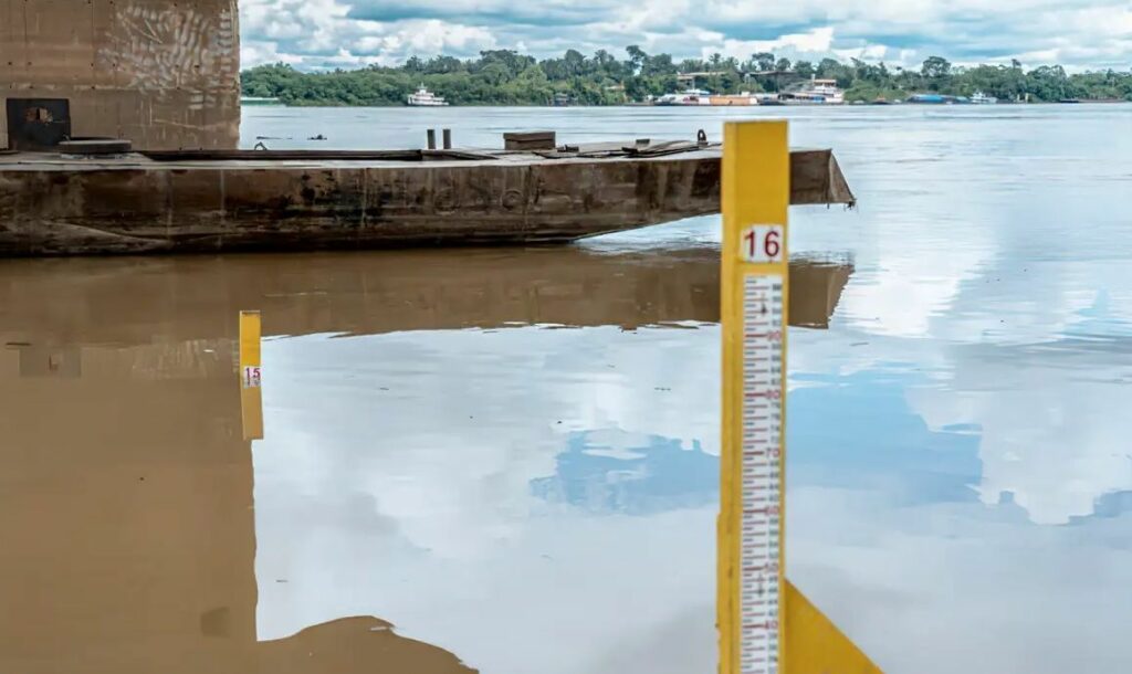 Amazônia pode enfrentar seca severa nos próximos meses, alerta centro