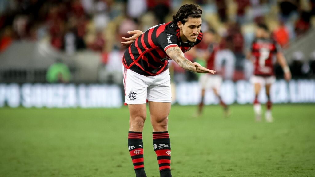 Copa do Brasil: Flamengo domina Palmeiras e abre boa vantagem